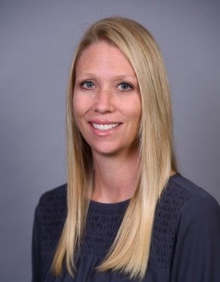 Headshot of Rebecca McNally Keehn